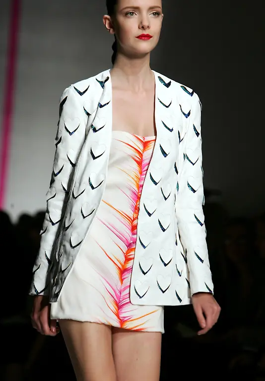 2msg4228-jpg5420532853117264129