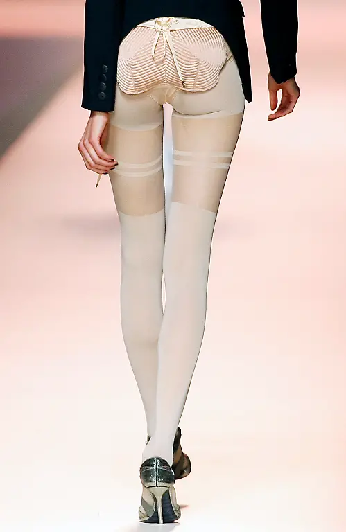 FRANCE-FASHION-xjb123-jpg7355460002670574196