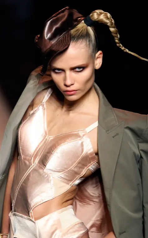 JNA08-FRANCE-FASHION-1003-11-JPG3597132768644514712