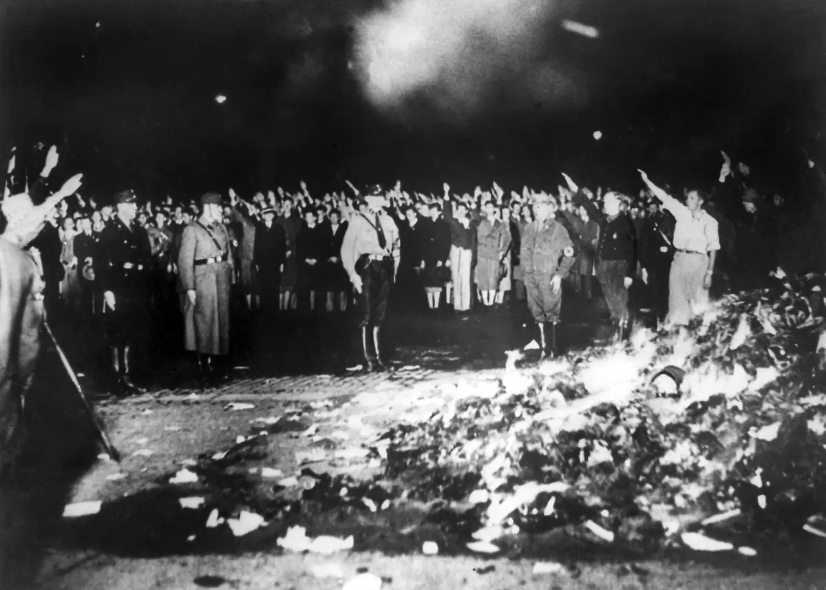 23-buecherverbrennung