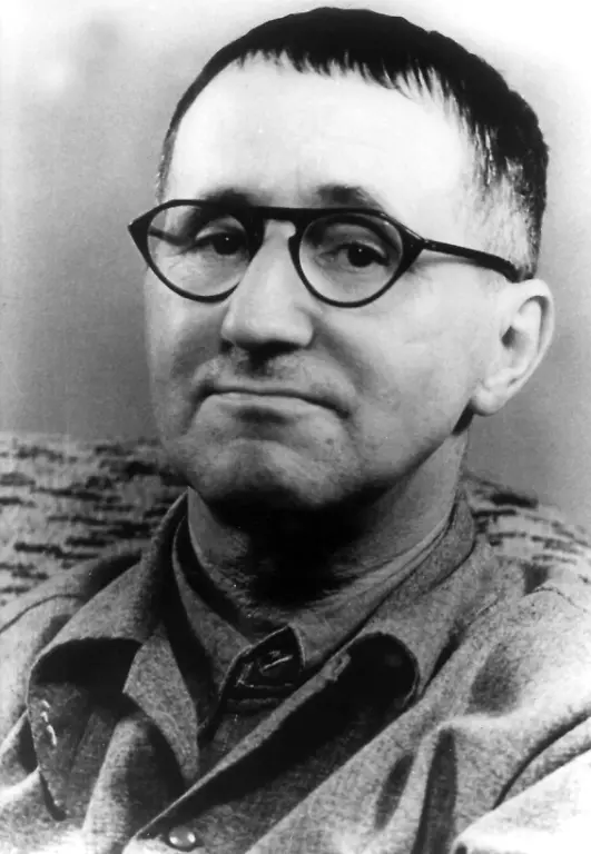 02-brecht
