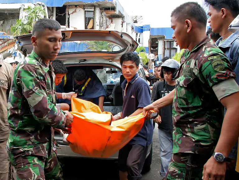 JAK08-INDONESIA-QUAKE-1001-11-JPG6125402596634361906