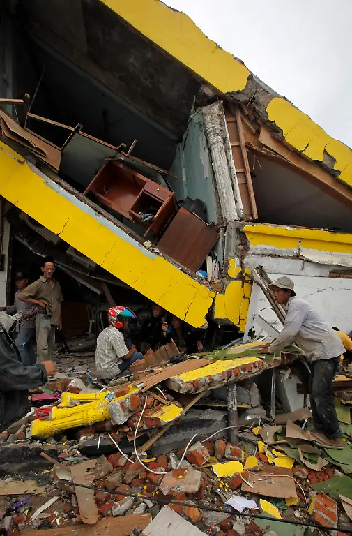 PAD903-INDONESIA-EARTHQUAKE-1001-11-JPG746048758542073622