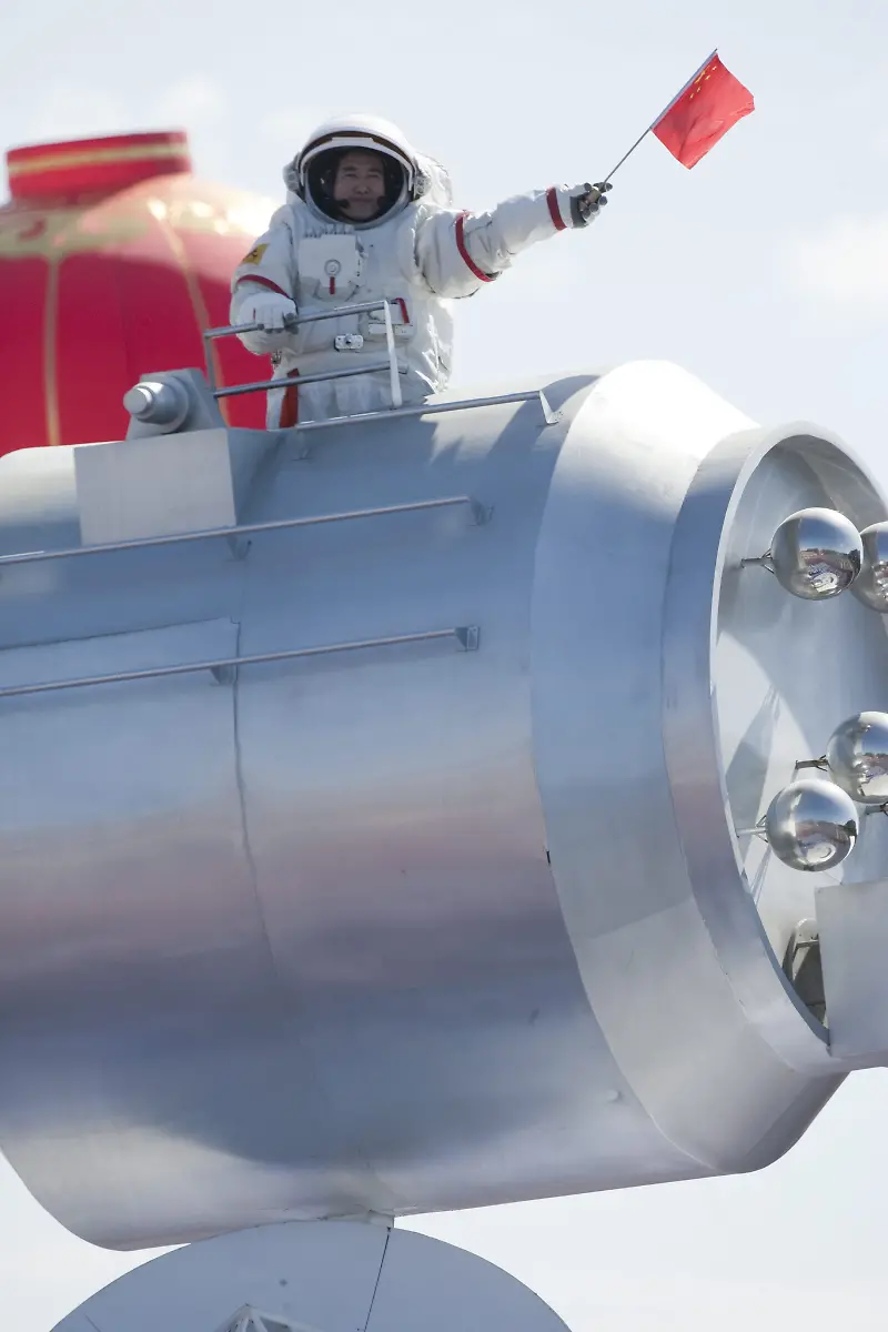 2mq93045-jpg5386708983628026759