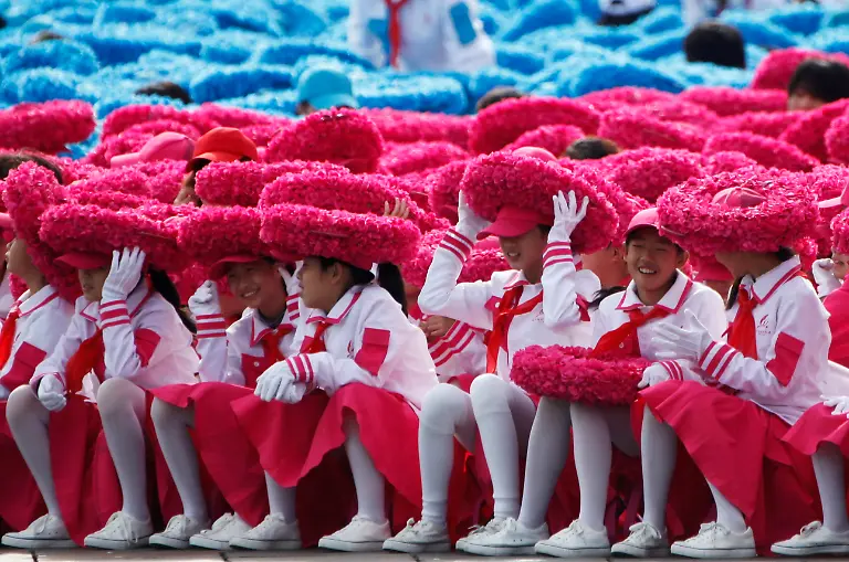 PEK05-CHINA-ANNIVERSARY-1001-11-JPG979111292752370781