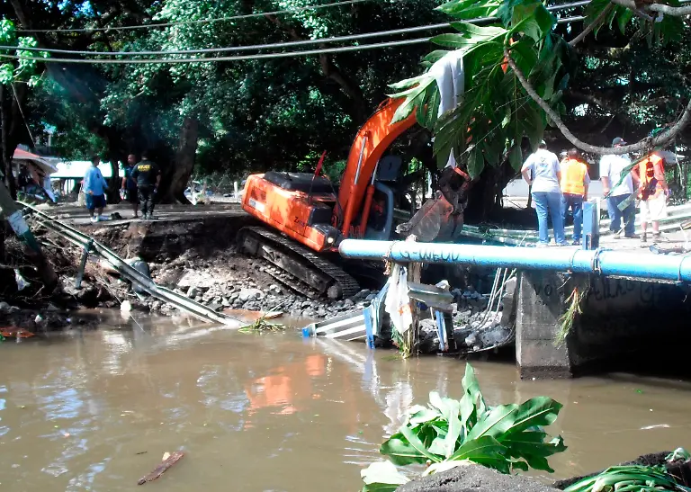 SGP808-QUAKE-PACIFIC-0930-11-JPG1330544451091367163