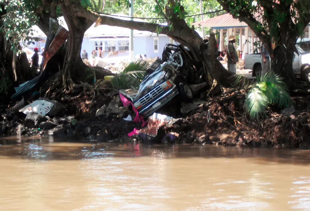 SGP811-QUAKE-PACIFIC-0930-11-JPG4184085577519408513