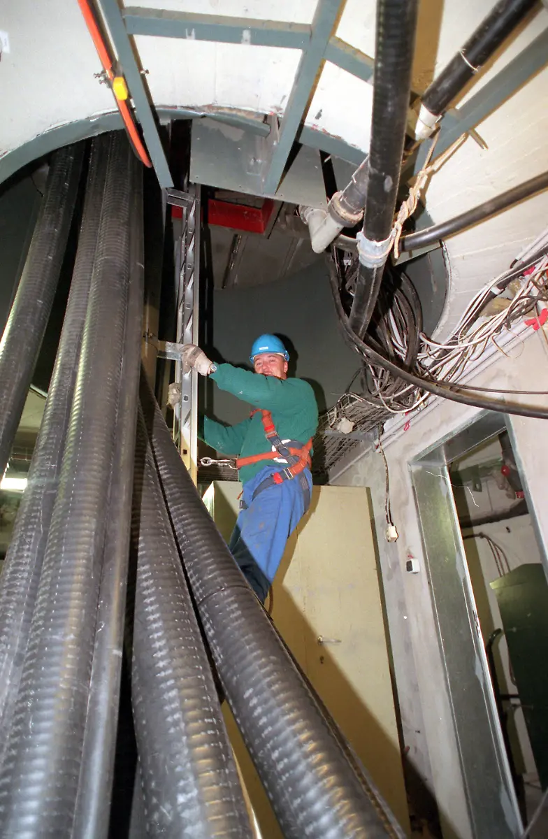 Ummantelungen-Kabel-Antennenanlagen