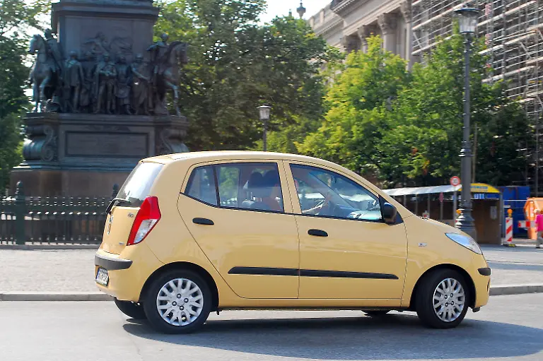 Hyundai-i10-25-08-2009-16-26-24