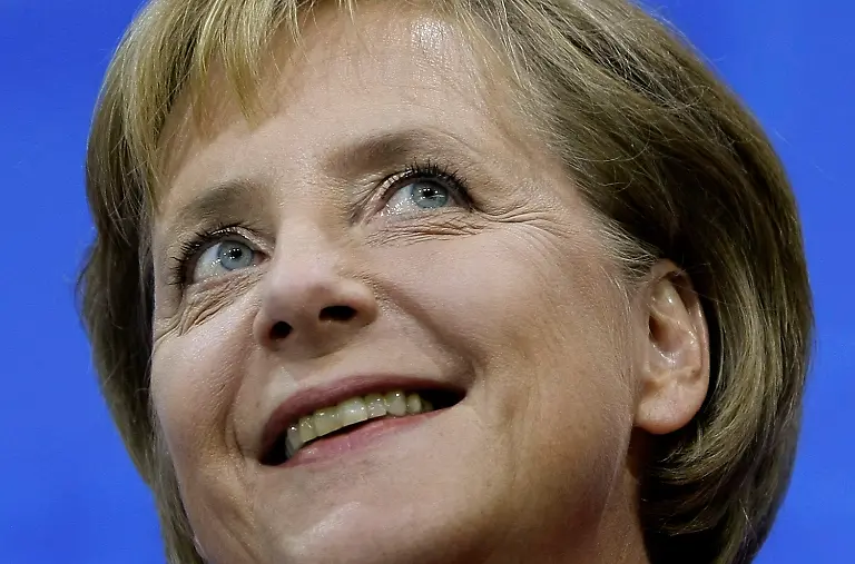 KAI14-GERMANY-ELECTION-0927-03-JPG76760498899621012