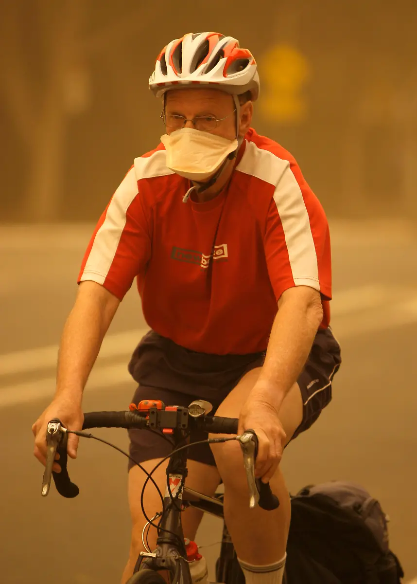 Australia-Dust-Storm-XRR105-jpg7883085299017441491