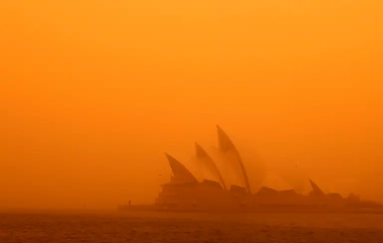 SYD18-AUSTRALIA-WEATHER-0923-11-JPG7966082424207804487