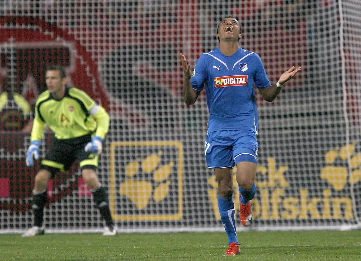 2mjx0218-jpg943583035530271431