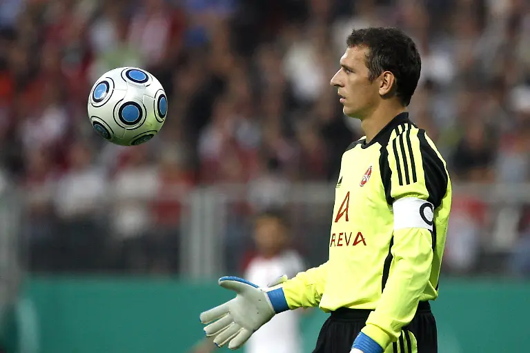 2mjw4623-jpg3440769680274059092