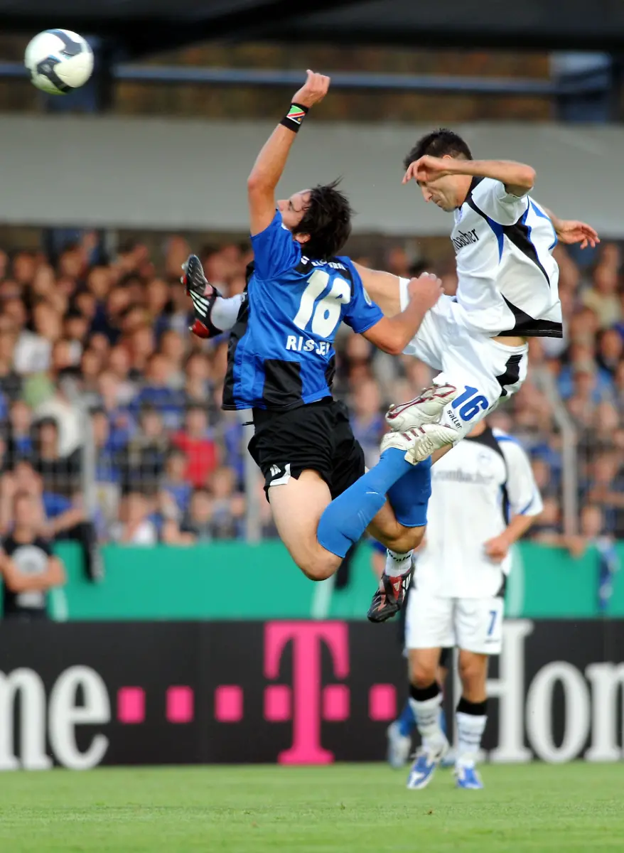 2mjz1909-jpg1960095906752292351