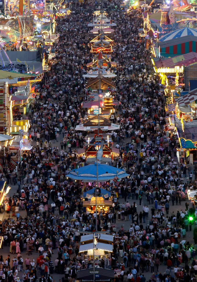 REH25-GERMANY-OKTOBERFEST-0919-11-JPG2752700645463365693