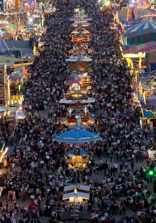 REH25-GERMANY-OKTOBERFEST-0919-11-JPG2752700645463365693