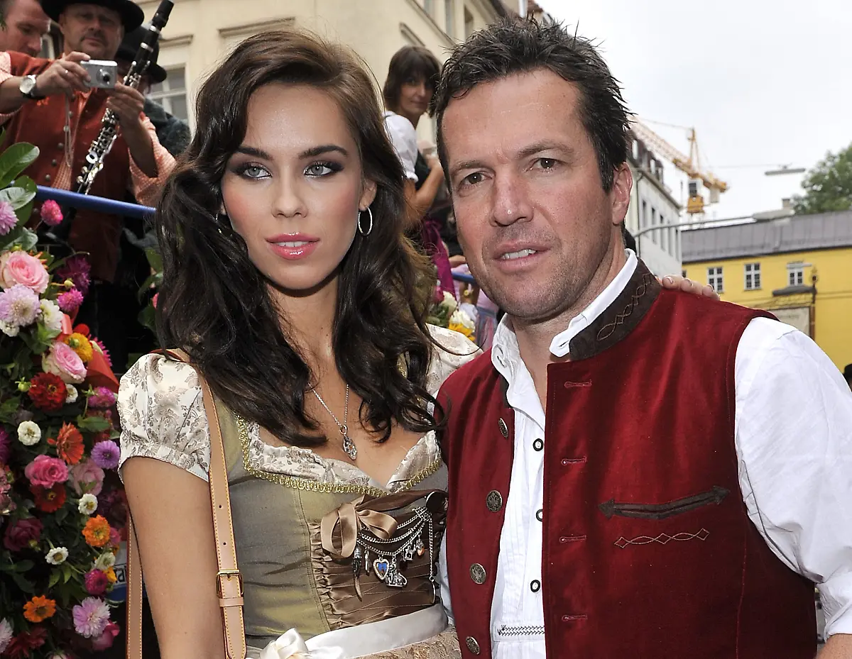 2mhp1246-jpg2838029804231759767