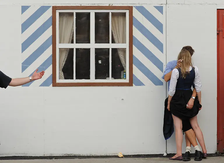 2mhu5950-jpg679521841454205256