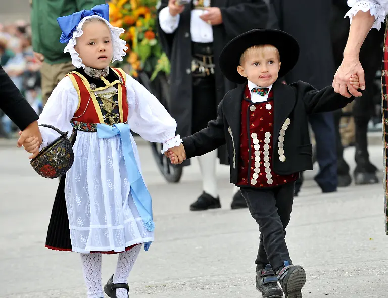 2mie3152-jpg6579964351482810962