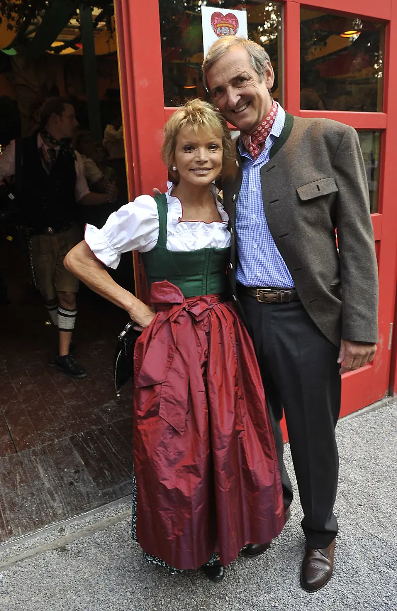 2miy4322-jpg3867860891478075039