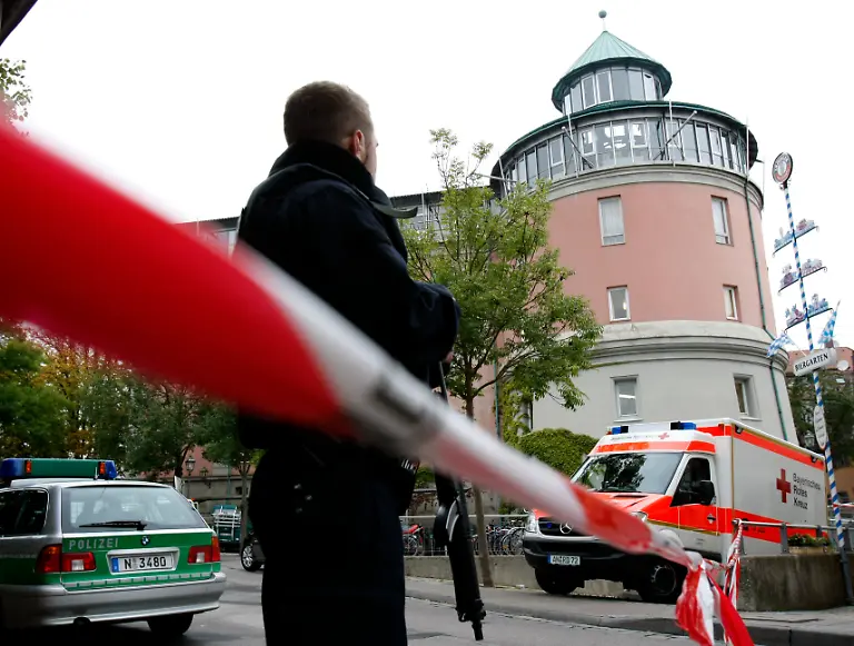 DEU-BY-Verbrechen-Amok-Schule-TKI106-jpg6541467697344064525