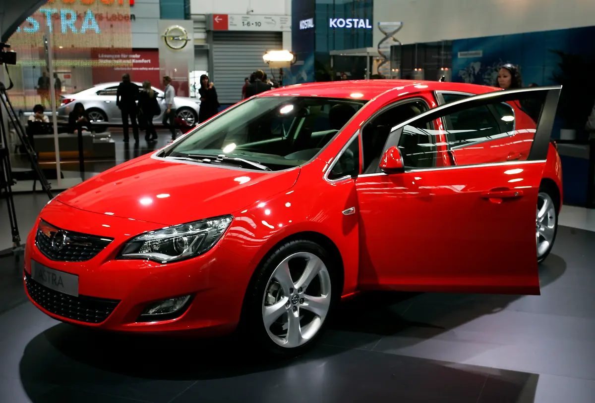 DEU-IAA-FOS114-jpg4346492439846578819