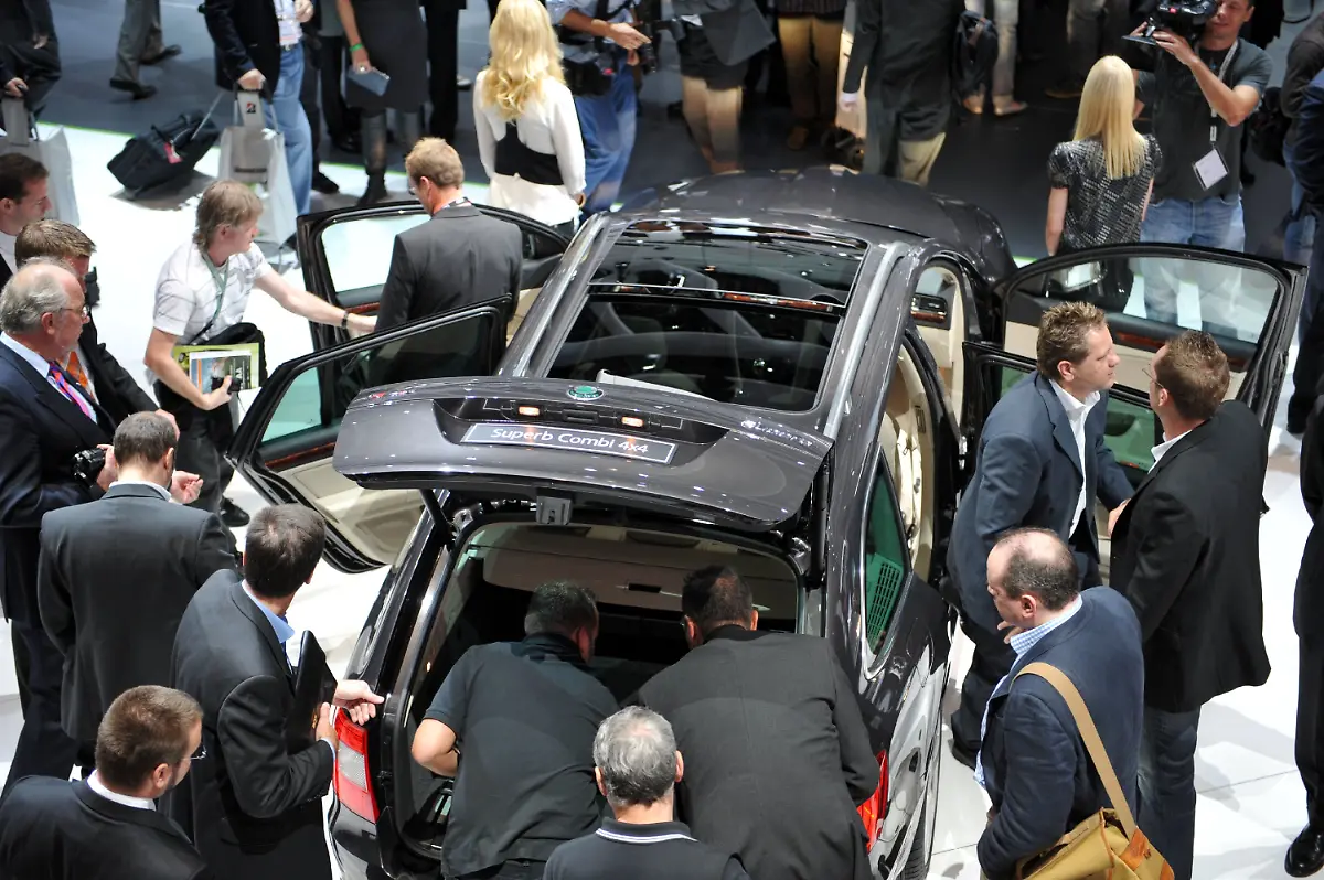 2mfh0058-jpg831143982425424962