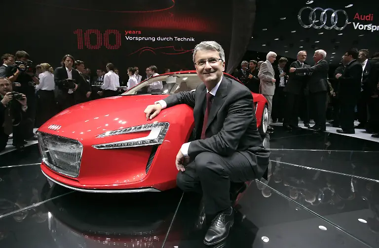 KAI37-GERMANY-AUTOSHOW-0915-03-JPG3966335387492248251