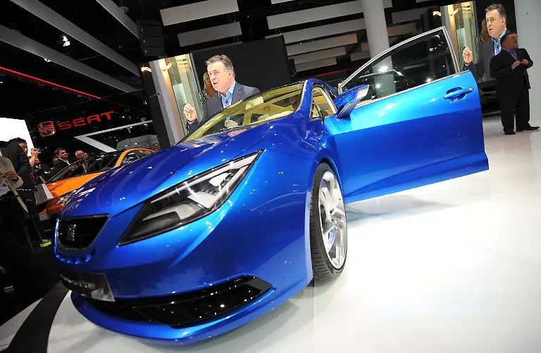 2mf22005-jpg494126276280657152