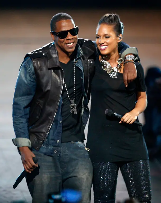 NYK189-MUSIC-MTV-0914-11-JPG5629315152201869628