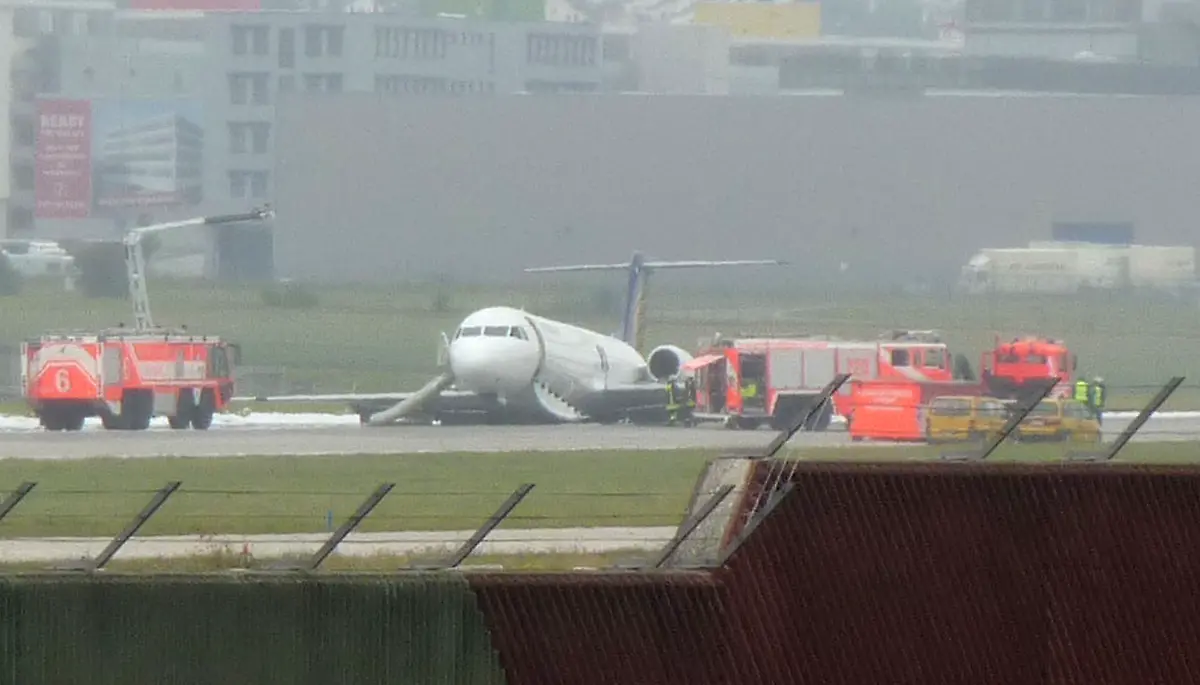 DEU-BW-Luftverkehr-Unfall-FRA126-jpg3716508884663654077