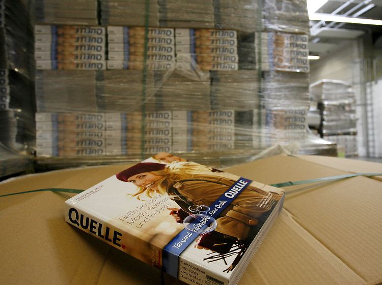 Der Druck des Hauptkatalogs von Quelle ruht derzeit.