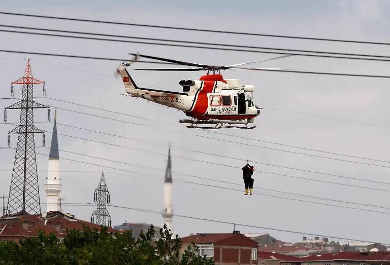 IST06-TURKEY-FLOODS-0909-11-JPG2584488252969053386