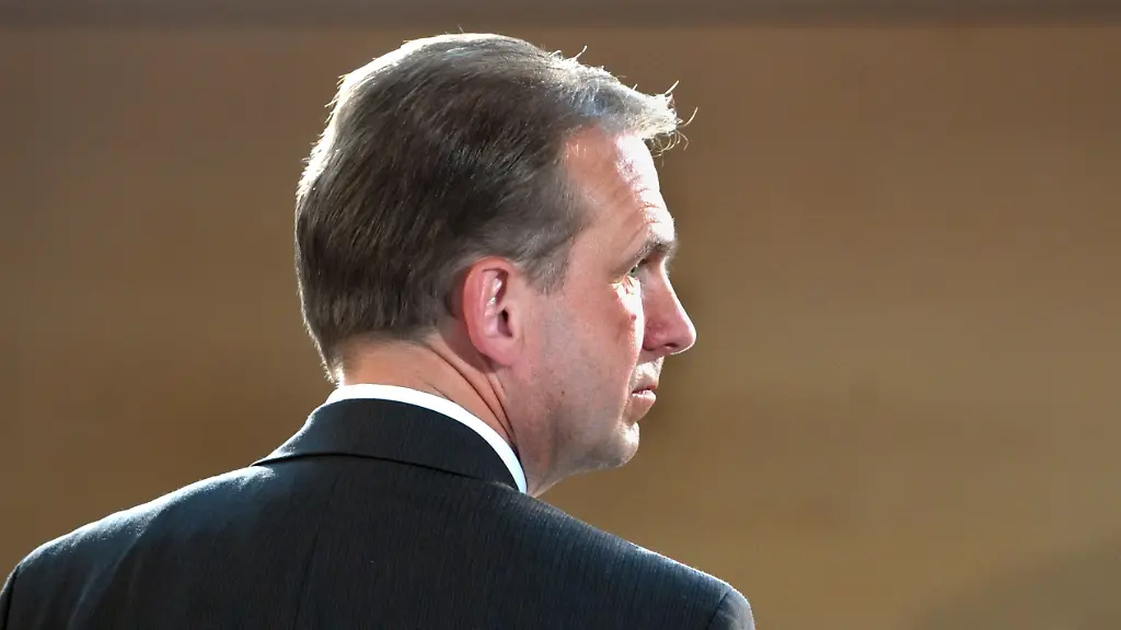 DEU-TH-Wahl-CDU-Althaus-Ruecktritt-EFRA106-jpg6454114996690950732