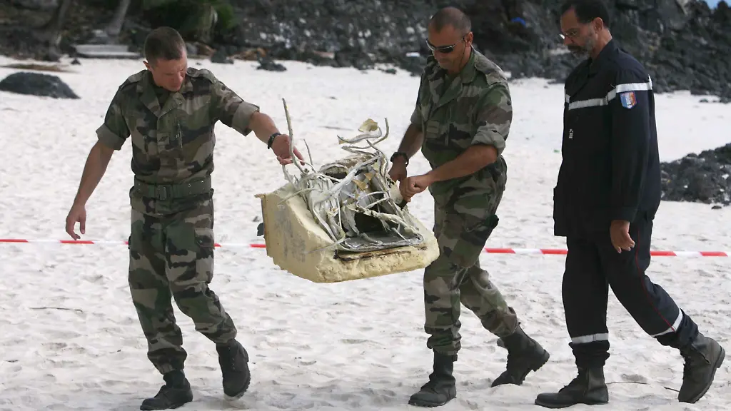 2m2z5701-jpg7345304144042504964