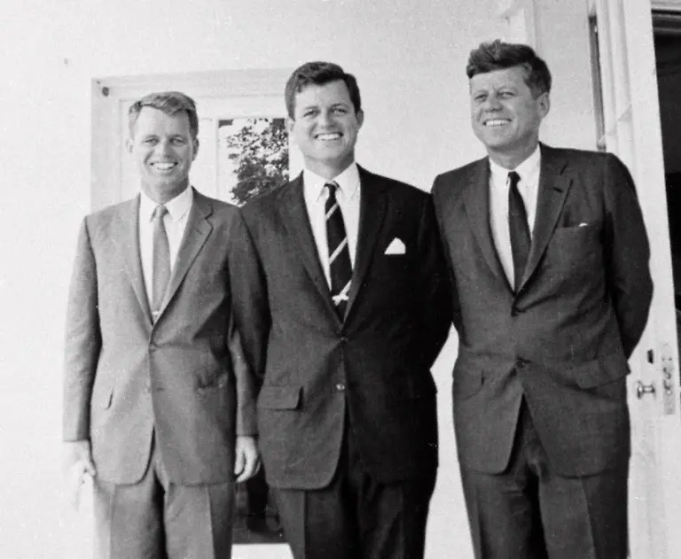 Obit-Ted-Kennedy-NYTK105-jpg6458028018606184389