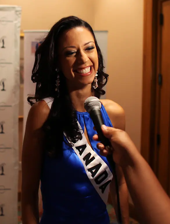 Bahamas-Miss-Universe-XBL113-jpg7464528746693762911