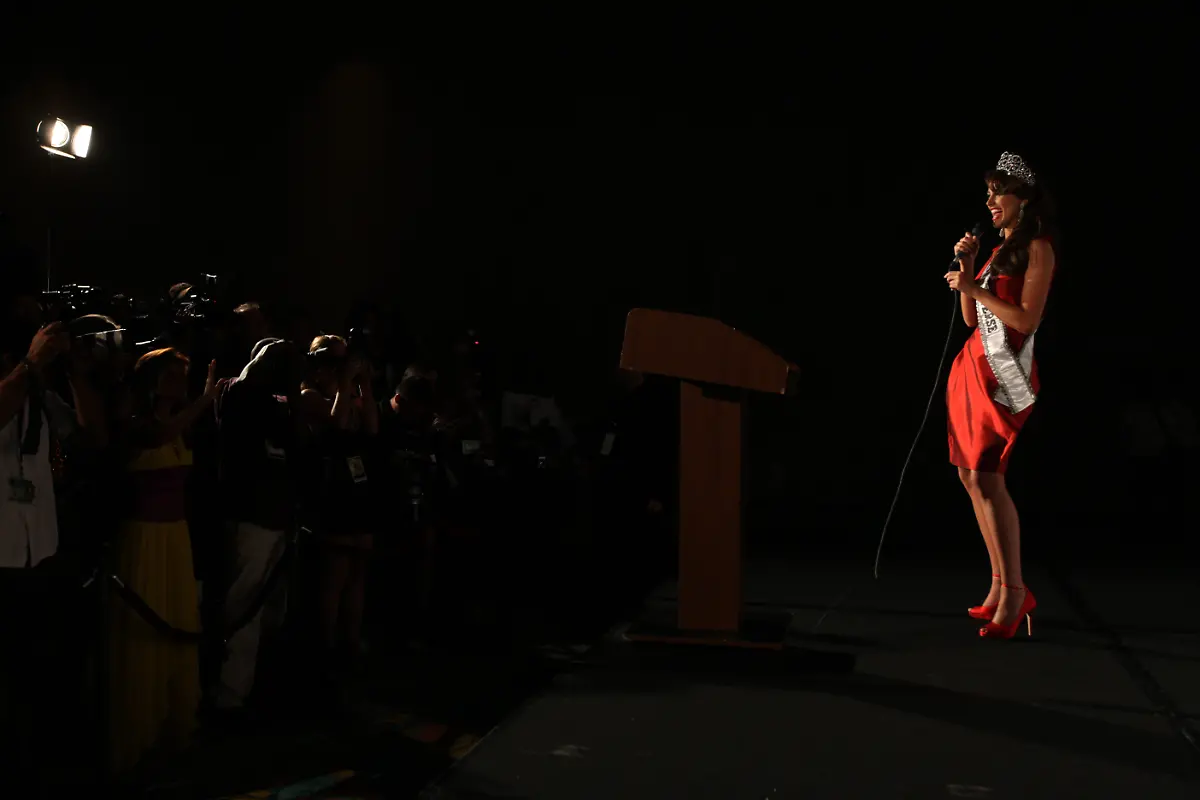 Bahamas-Miss-Universe-BHS183-jpg4557042354182244166