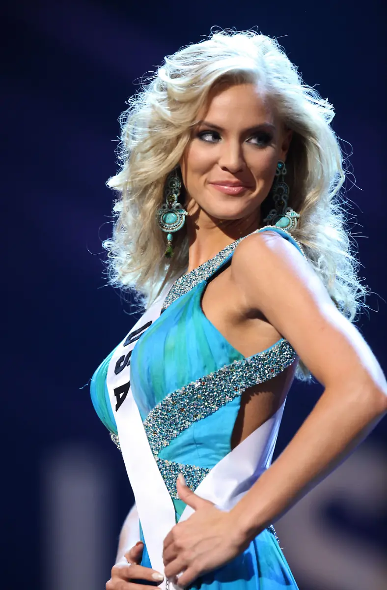 Bahamas-Miss-Universe-BHS141-jpg6862091838909984985