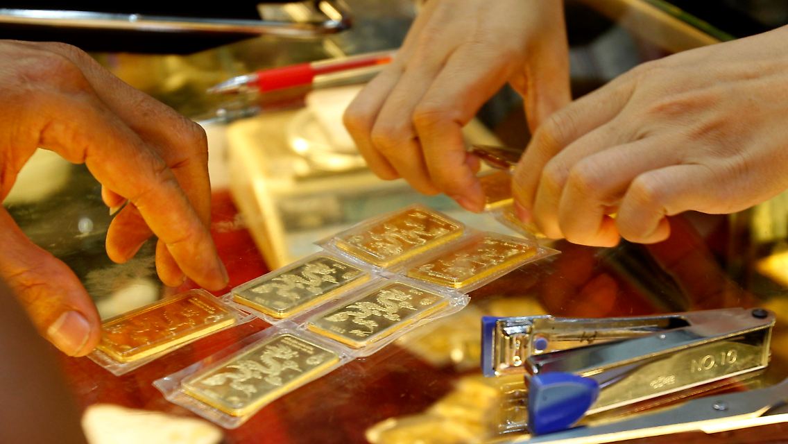 2011-08-09T105954Z_01_HAN05_RTRMDNP_3_VIETNAM-ECONOMY-GOLD.JPG2506401474469722261.jpg