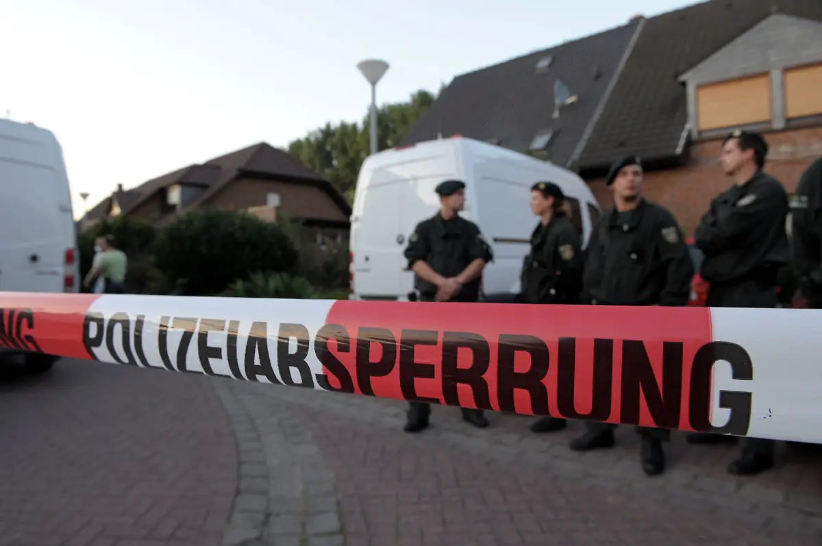 2lwk5757-jpg2681700975570178417