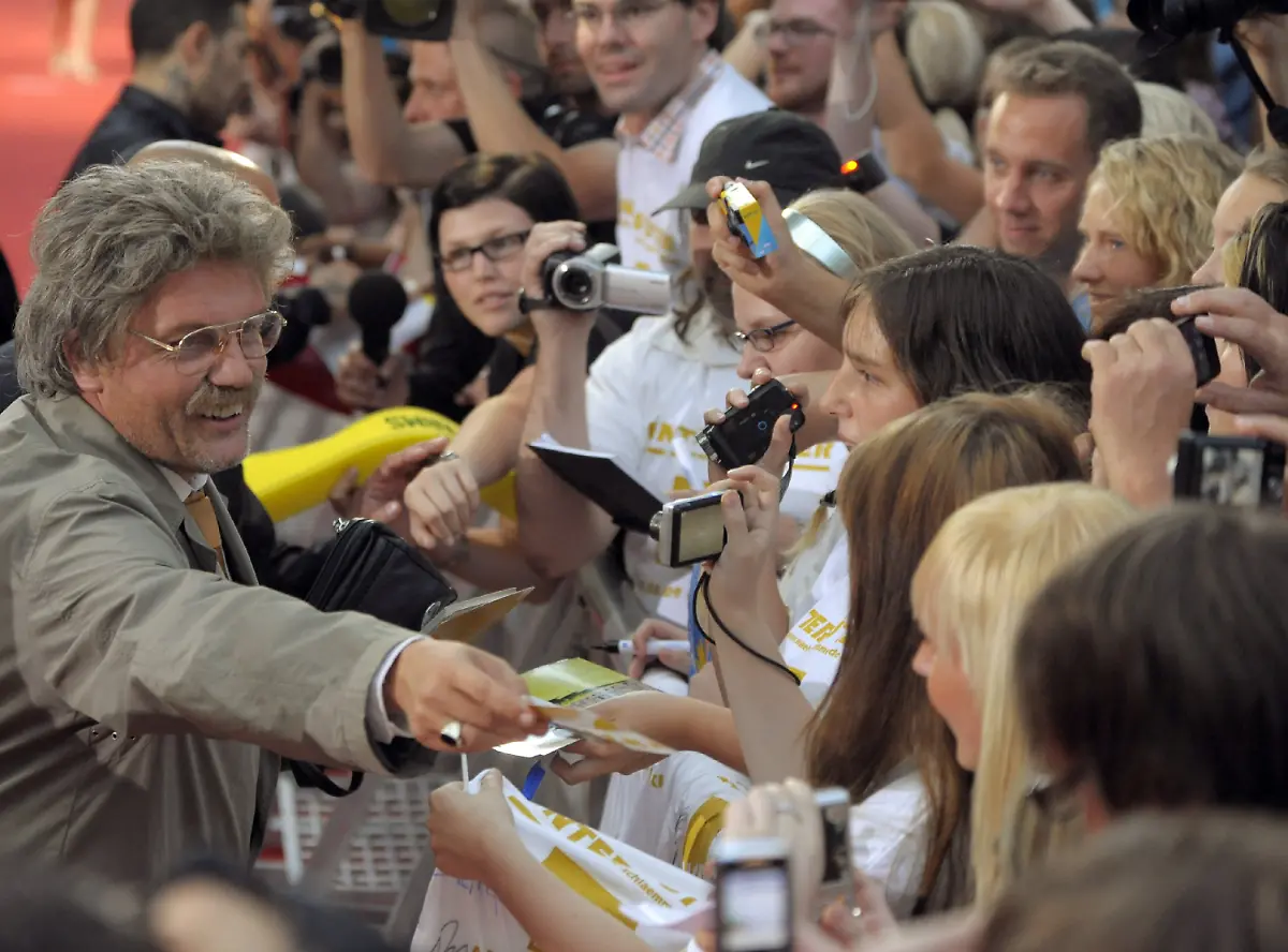 2lvx2049-jpg1126333826811245260