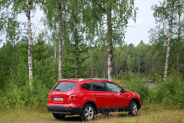 27-Nissan-Qashqai-2-18-07-2009-10-10-43