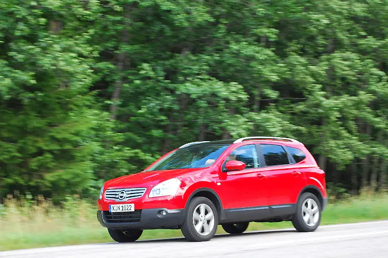 14-Nissan-Qashqai-2-21-07-2009-15-18-29