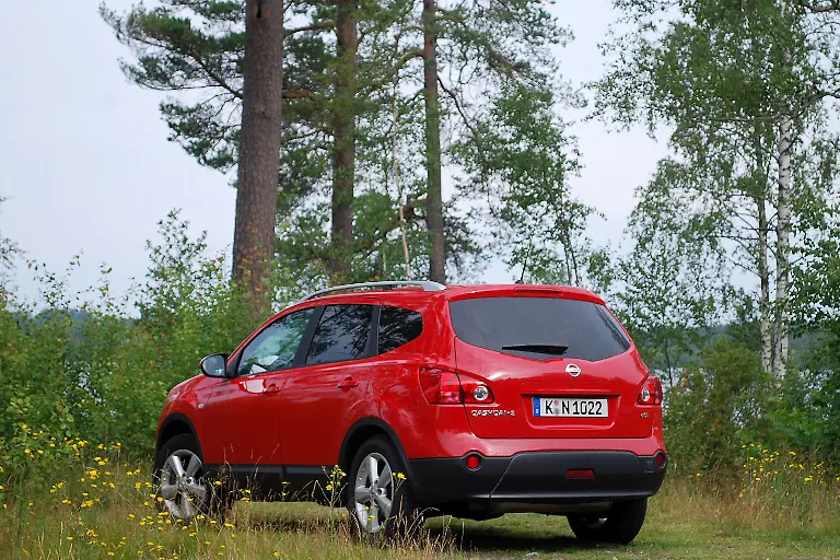08-Nissan-Qashqai-2-18-07-2009-10-09-59