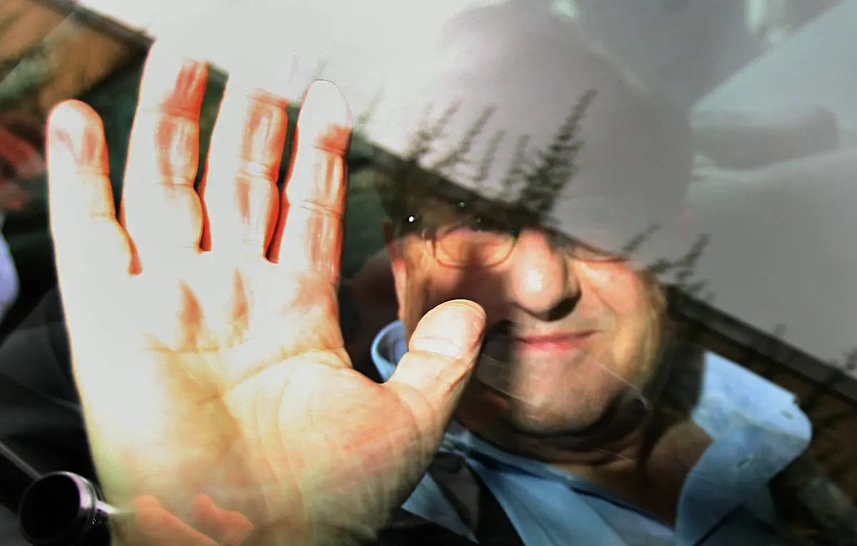 2lmc2735-jpg6157567249160746441