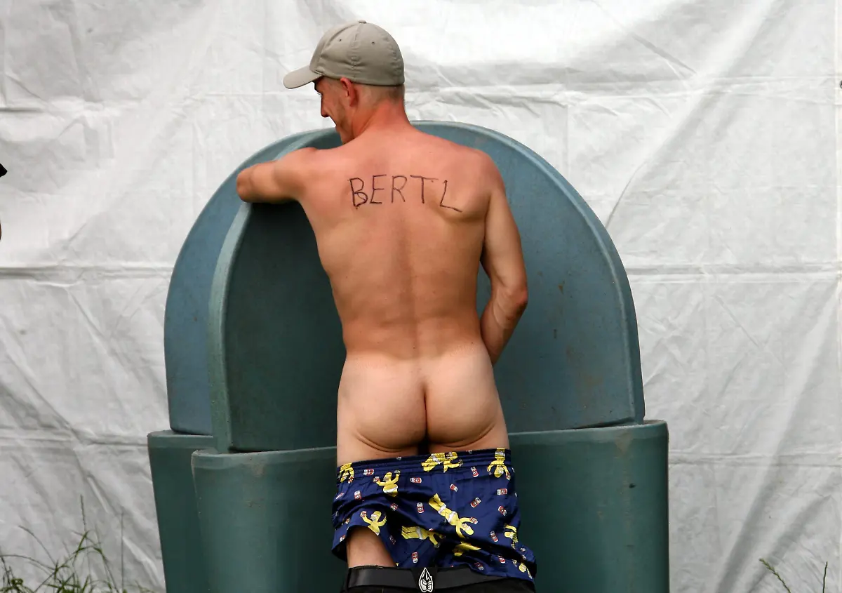 2ljn0314-jpg1483487388098770212