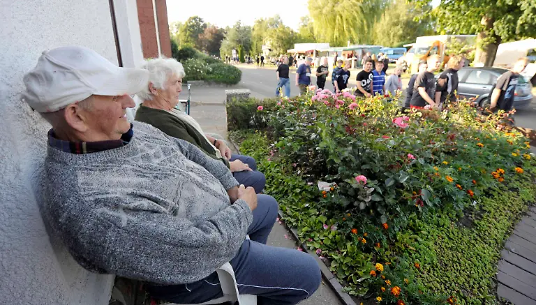 MMM104-GERMANY-0730-11-JPG4852140106440809174