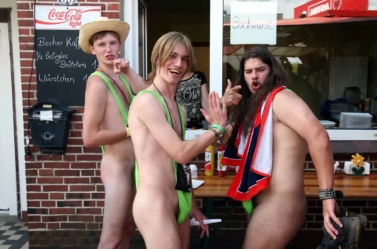 2lj44933-jpg7740935700028031186